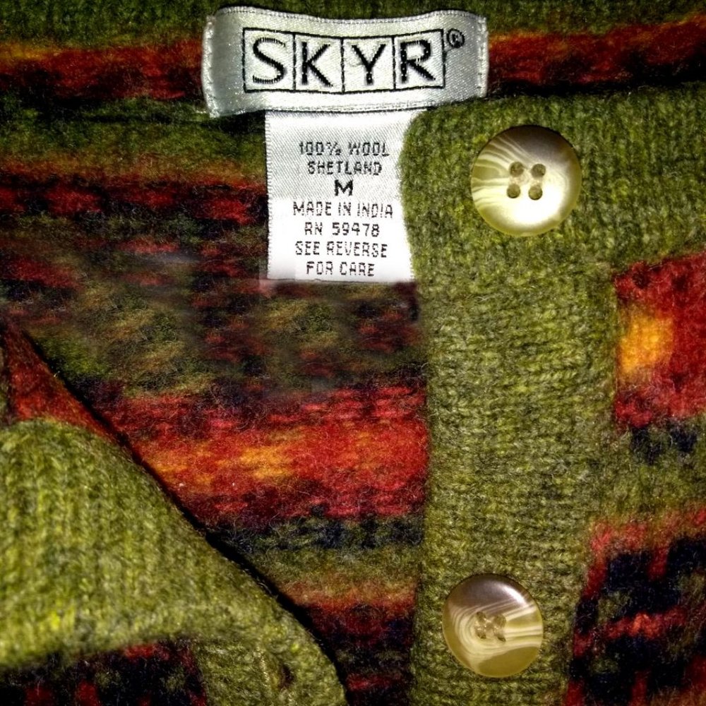 New Wool Sweater/Cardigan, M